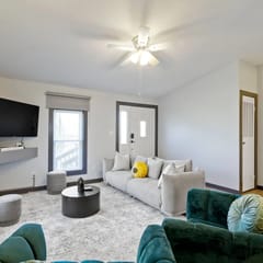 Cozy Living Near Grand Park