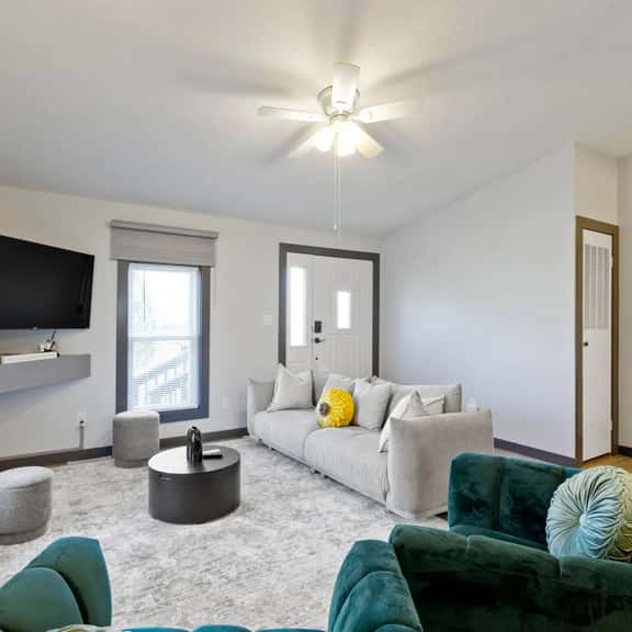Grand Stay near Grand Park - Image 1